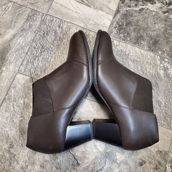 Vionic Orthaheel Point Dark Brown Leather Chunky Heel Ankle Boots Booties 9 - Picture 4 of 9